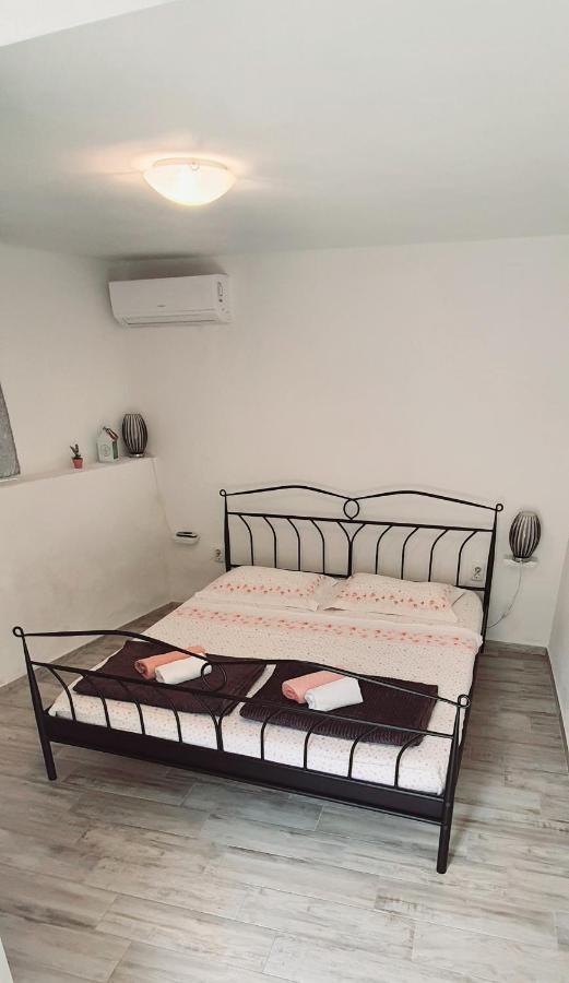 Holiday Home Jakov بيبينيا المظهر الخارجي الصورة