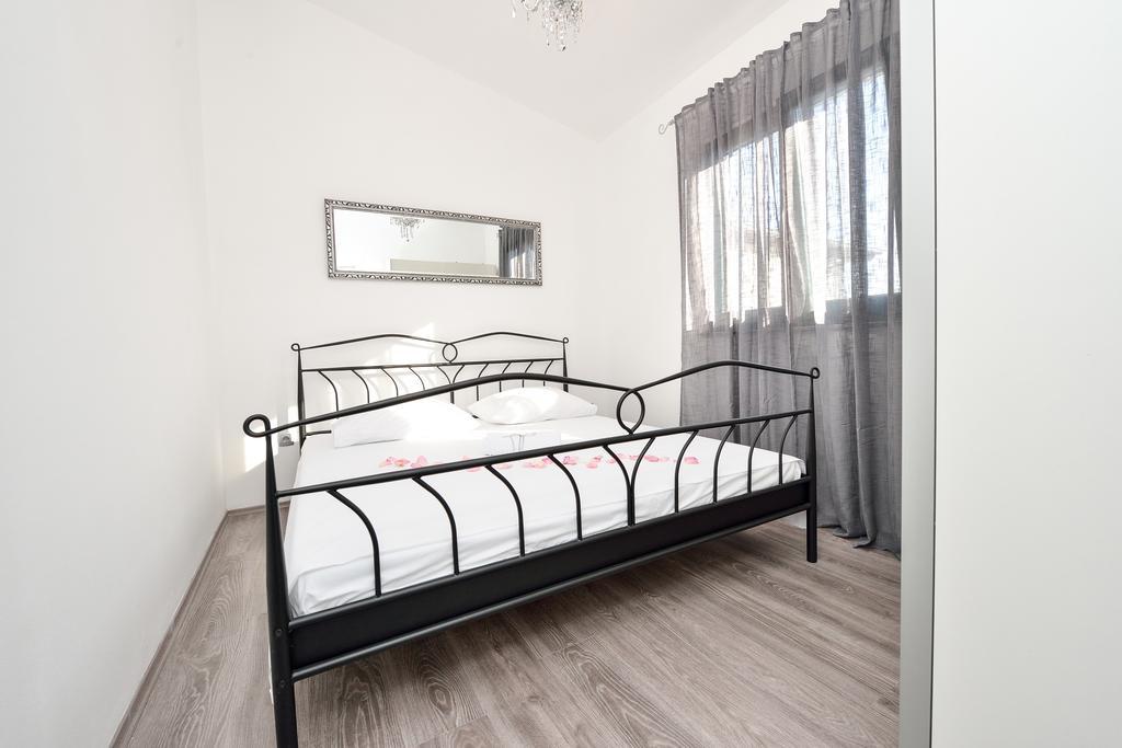 Holiday Home Jakov بيبينيا المظهر الخارجي الصورة